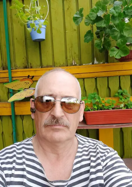 Вячеслав из Назарова, мне 66, познакомлюсь без обязательств