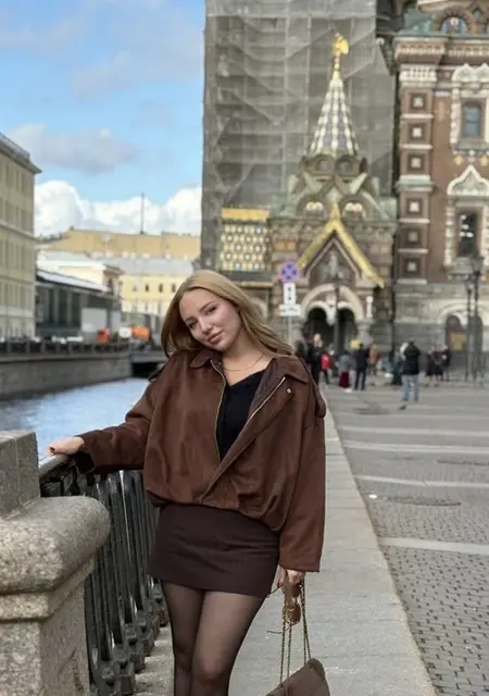 Я Дарья, 24, из Москвы, ищу знакомство для постоянных отношений