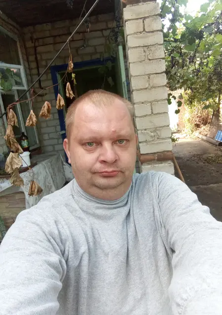 Вова из Гулькевичей, ищу на сайте знакомства без обязательств