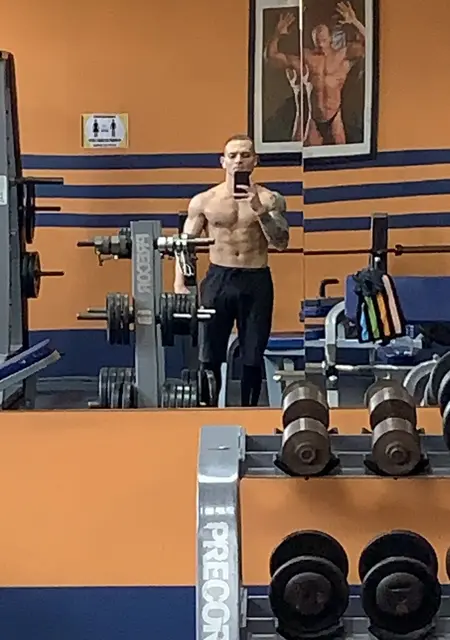 Я Dimka, 29, знакомлюсь без обязательств в Москве