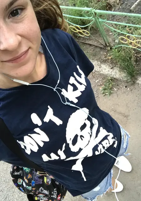 Я Виктория, 29, из Каменска, ищу знакомство для постоянных отношений