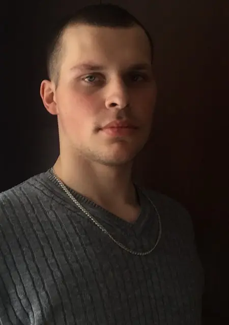 Виктор из Змиевки, ищу на сайте общение