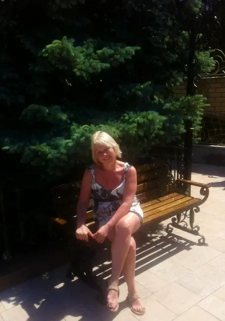 Елена из Геленджика, мне 52, познакомлюсь без обязательств