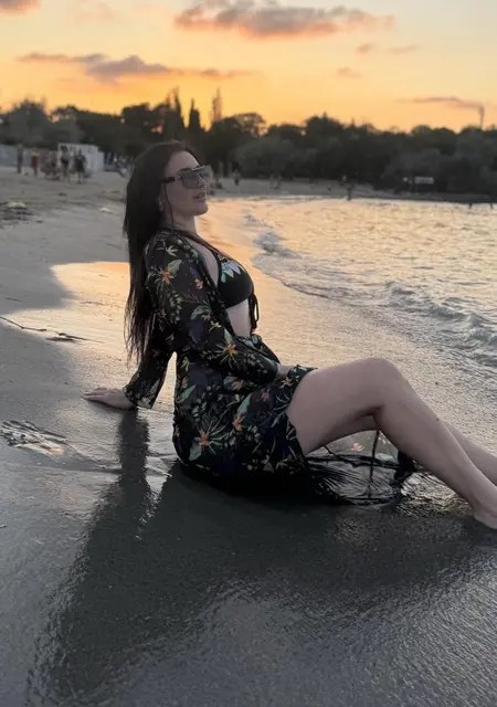 Я Карина, 26, знакомлюсь без обязательств в Севастополе