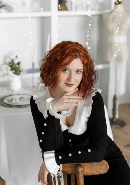 Я Дафна, 21, из Владивостока, ищу знакомство для постоянных отношений