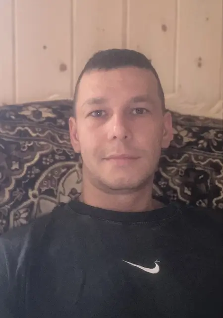 Александр из Агидели, ищу на сайте приятное времяпровождение