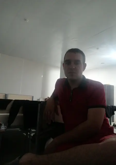 Я Кирилл, 23, знакомлюсь для приятного времяпровождения в Вольске