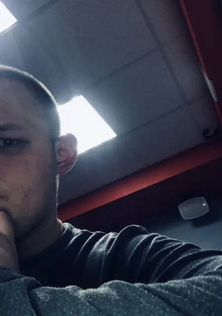 Игорь из Павлова, ищу на сайте приятное времяпровождение