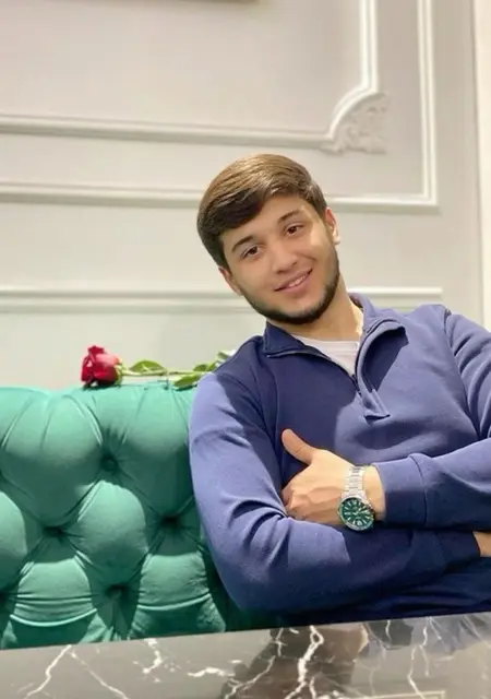 Амир из Москвы, ищу на сайте знакомства без обязательств