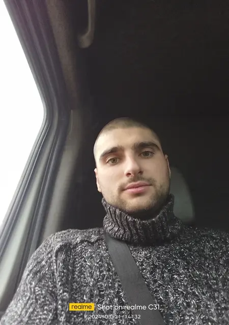 Александр из Тамани, ищу на сайте постоянные отношения