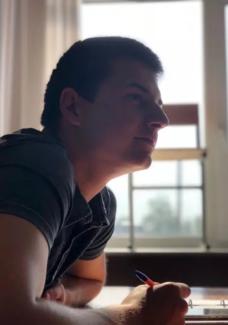 Я Дмитрий, 26, знакомлюсь для открытые отношения в Брянске