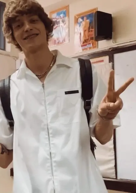 Я Олег, 27, знакомлюсь для приятного времяпровождения в Надыме