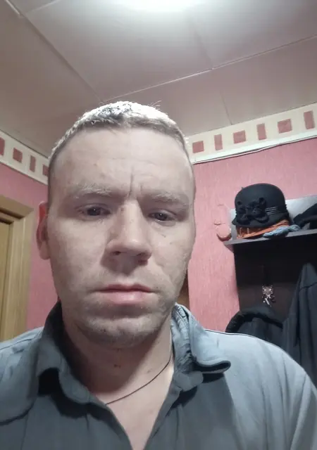 Я Илья, 35, знакомлюсь для приятного времяпровождения в Энгельсе