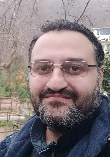 Гиорги из Кореновска, мне 39, познакомлюсь на одну ночь