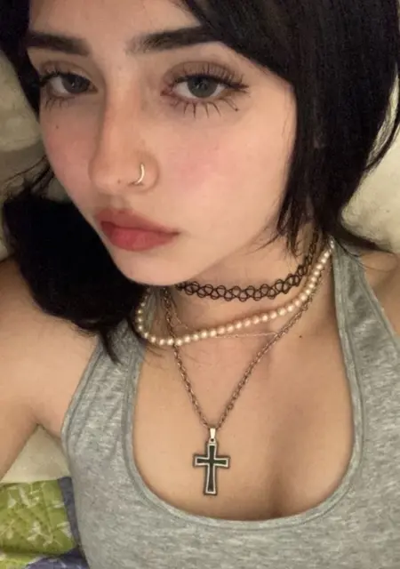 Дарья из Новокузнецка, ищу на сайте постоянные отношения