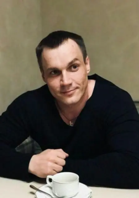 Я Андрей, 34, из Кирсанова, ищу знакомства без обязательств