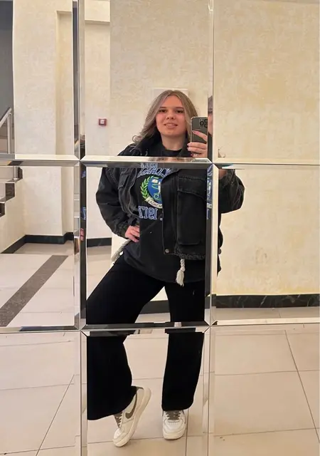 Алена из Нефтекумска, мне 20, познакомлюсь для постоянных отношений