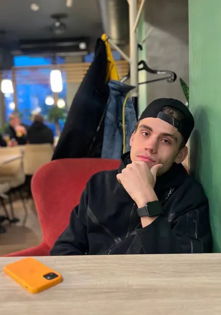 Я Никита, 24, из Кургана, ищу знакомство для общения