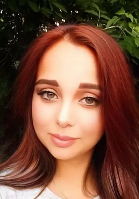 Я Алёна, 30, из Шадринска, ищу знакомство для приятного времяпровождения