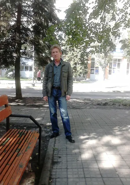 Иван из Азова, мне 61, познакомлюсь для общения