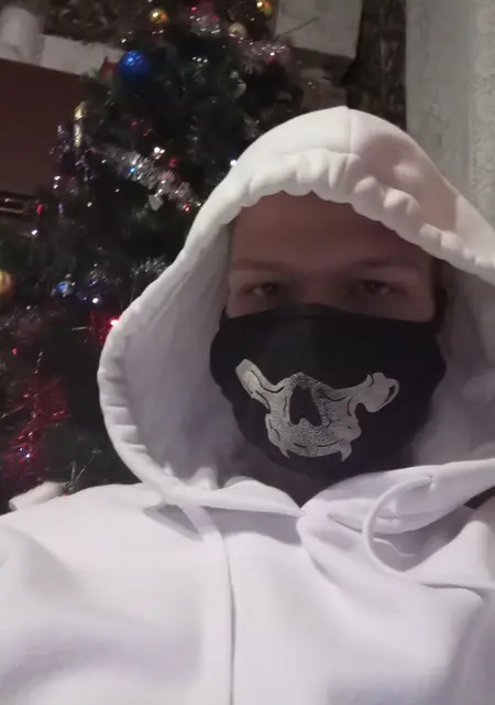 Я Vadim, 20, из Старой Руссы, ищу знакомства без обязательств