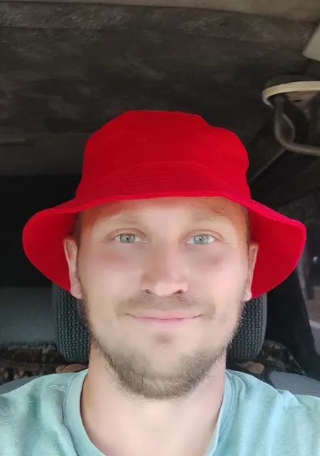 Павел из Динской, ищу на сайте знакомства без обязательств