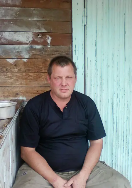 Я Александр, 56, знакомлюсь для постоянных отношений в Игре