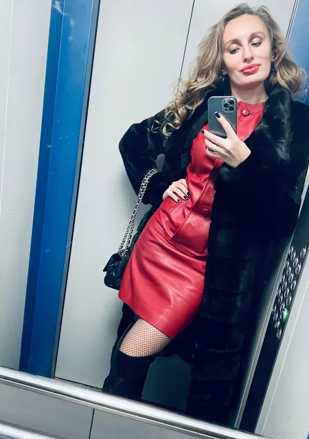 Я Lena, 34, из Москвы, ищу знакомство для совместных путешествий