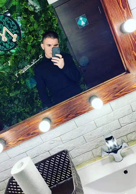 Я Никита, 25 років, знайомлюсь для приємного проведення часу у Мелітополі