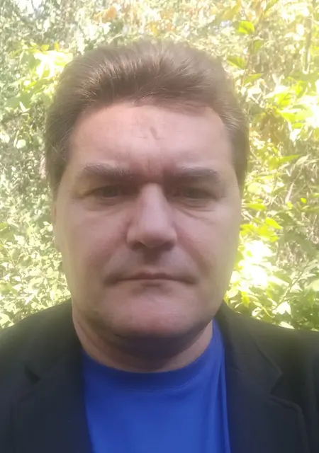 Я Sssss, 52, из Саратова, ищу знакомство для дружбы
