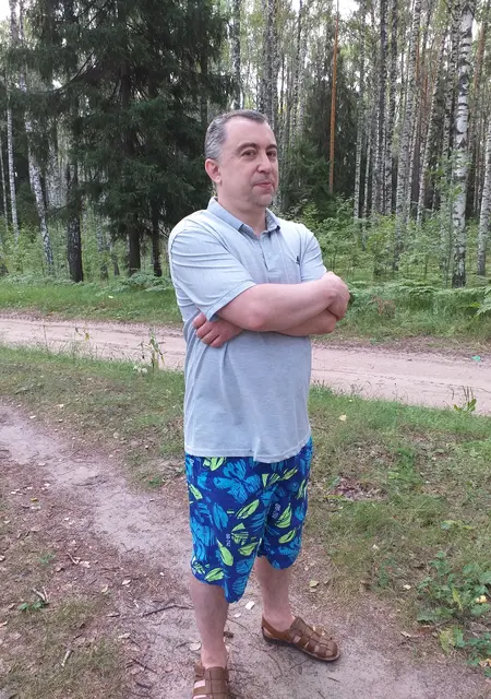 Алекс из Ивантеевки, мне 46, познакомлюсь на одну ночь