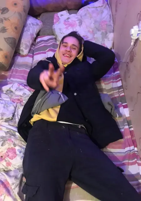 Sergo из Пикалева, ищу на сайте знакомства на одну ночь