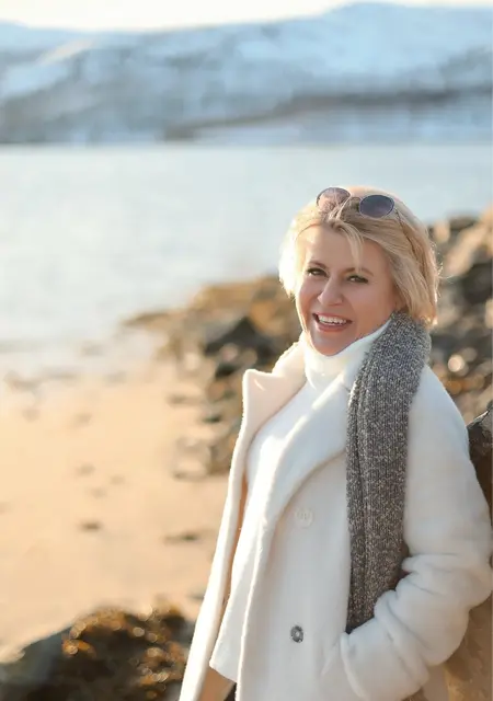 Анна из Санкт-Петербурга, ищу на сайте постоянные отношения