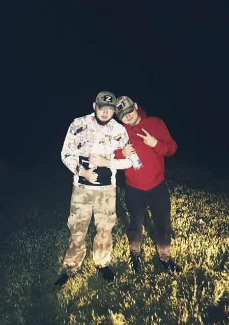 Лёша из Буинска, ищу на сайте знакомства на одну ночь