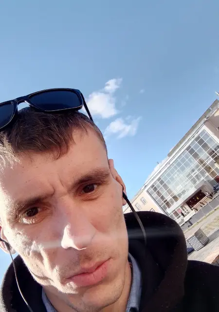 Роман из Москвы, мне 34, познакомлюсь на одну ночь