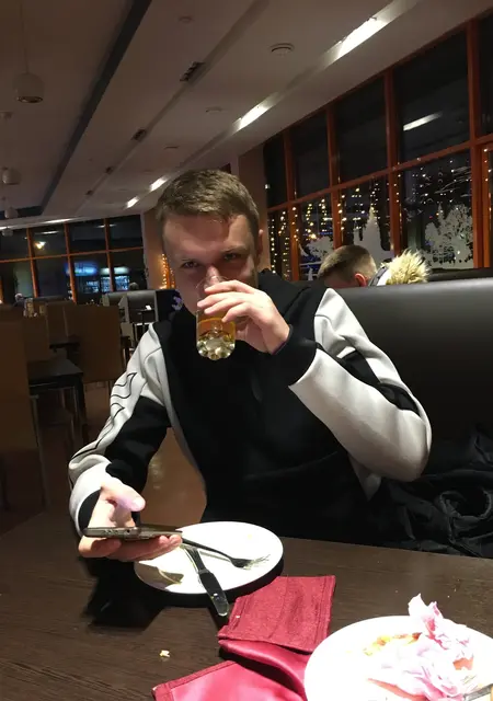 Ien из Петрозаводска, ищу на сайте знакомства без обязательств