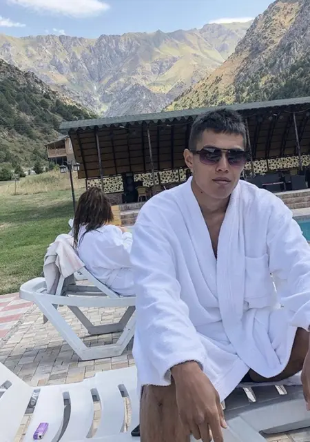 Я Ерлан, 29, из Риддера, ищу знакомства без обязательств