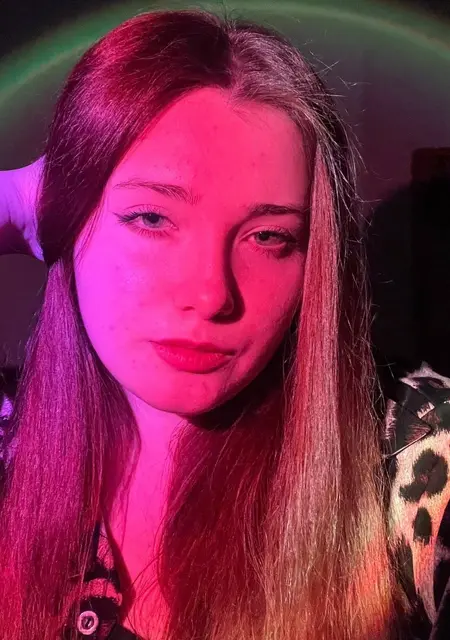 Я Карина, 23, из Чебаркуля, ищу знакомства на одну ночь