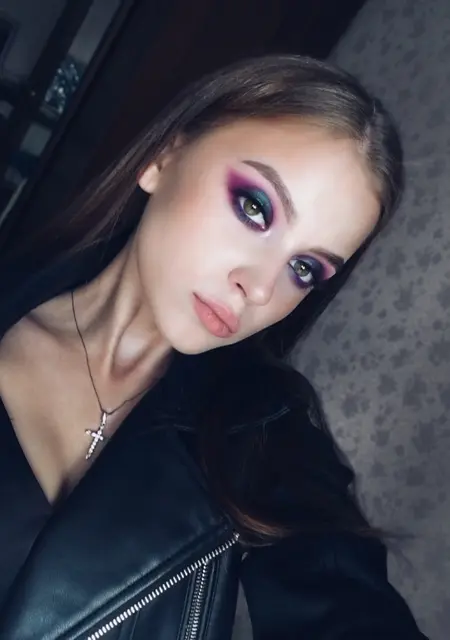 Алёна из Абакана, ищу на сайте знакомства на одну ночь