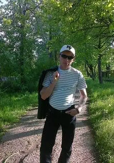 Я Slava, 45, знакомлюсь для приятного времяпровождения в Малой Вишере