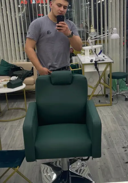 Макс из Ялты, мне 31, познакомлюсь для совместных путешествий