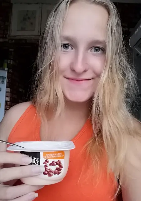 Марина из Северодвинска, мне 24, познакомлюсь для постоянных отношений