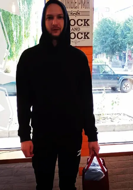 Я Maksim, 32, знакомлюсь без обязательств в Советске