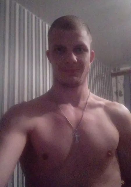 Александр из Бора, ищу на сайте знакомства на одну ночь