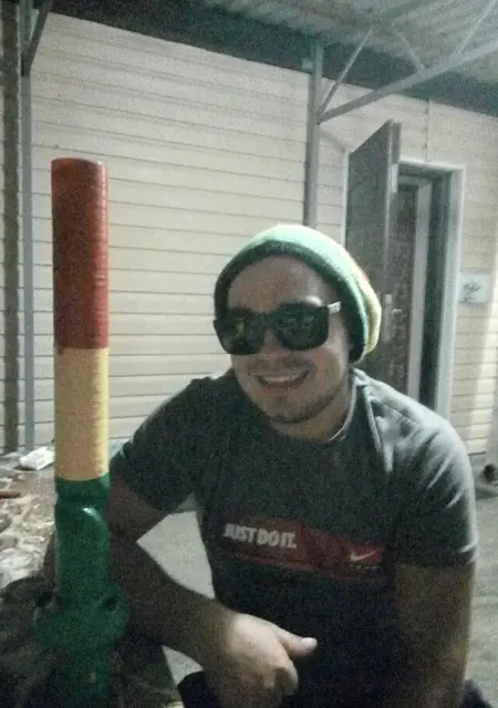 Я Тим, 30, знакомлюсь на одну ночь в Абинске