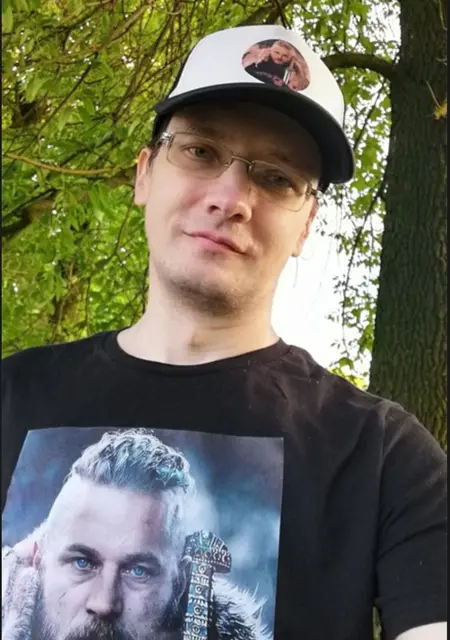 Я Сережа, 30, из Великих Лук, ищу знакомство для постоянных отношений