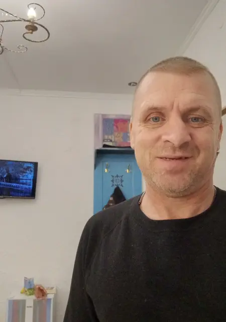 Я Андрей, 47, из Волгодонска, ищу знакомство для приятного времяпровождения