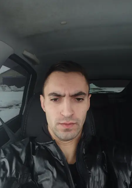 Я Ваня, 29, знакомлюсь без обязательств в Безенчуке