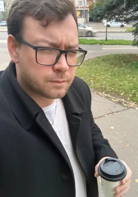 Алекс из Соликамска, ищу на сайте знакомства на одну ночь