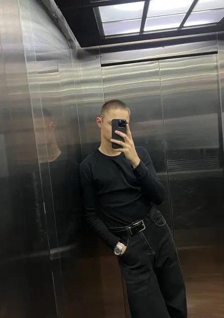 Egor из Кирова, ищу на сайте знакомства на одну ночь